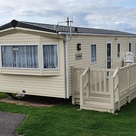 Отель Olympic Holiday Caravan Селси Экстерьер фото