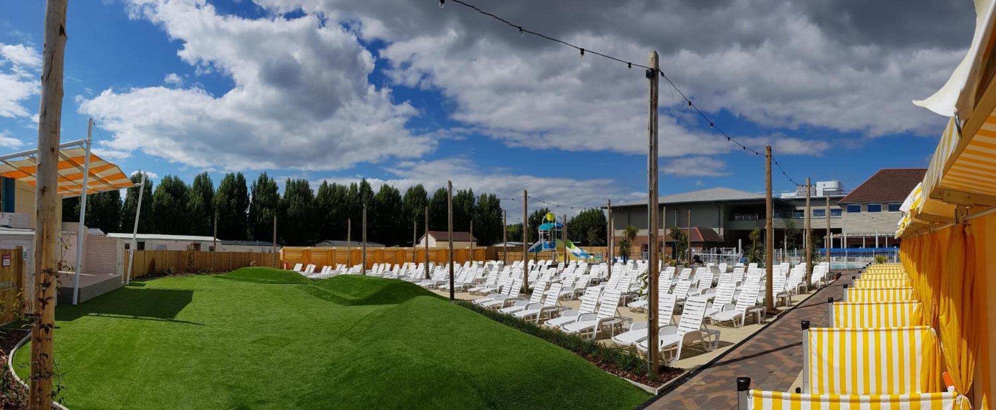 Отель Olympic Holiday Caravan Селси Экстерьер фото
